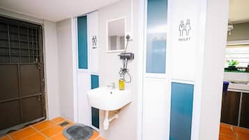 Shower, towels, soap, shampoo