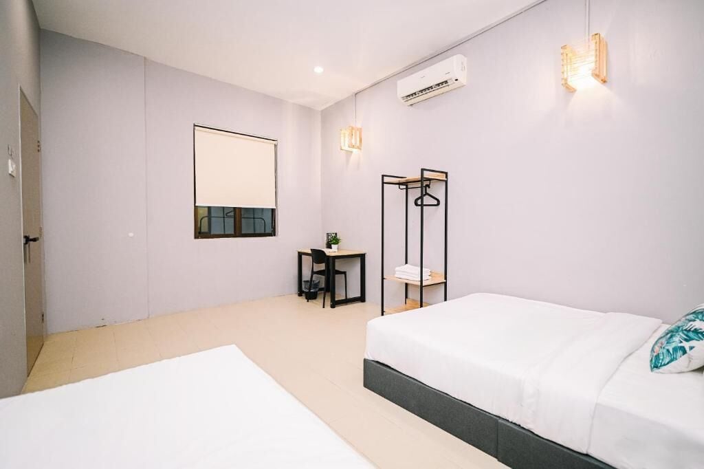 Deluxe-værelse til 3 personer - fælles badeværelse | Skrivebord, gratis Wi-Fi