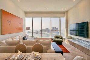 Apartment | 2 bedrooms - High-floor Haven w Open Sea Views on Palm Entry (Dubai)