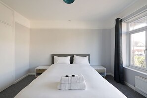 2 dormitorios, Internet, ropa de cama