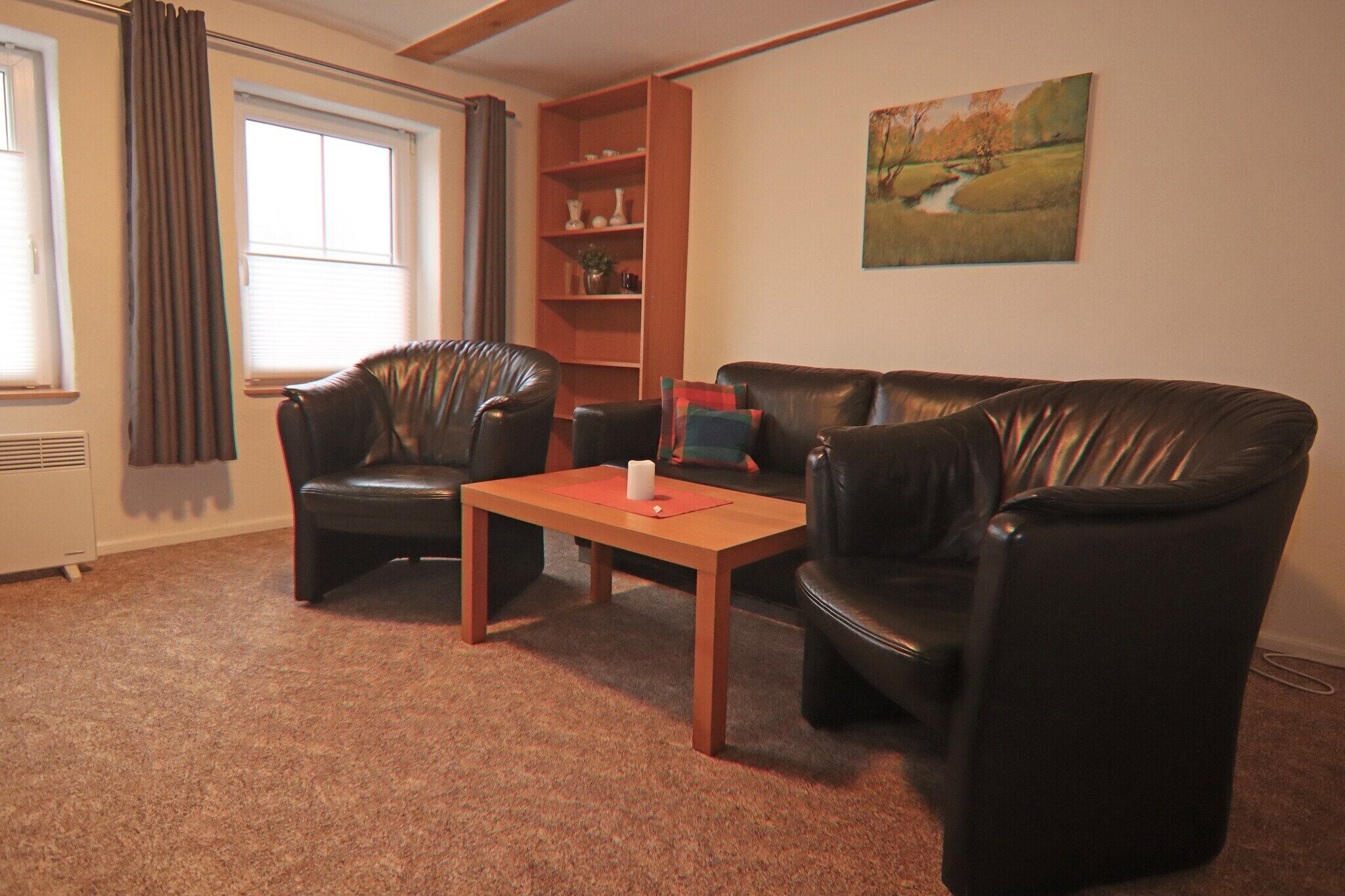 Smart-TV, Kamin, Videospiele, Tischtennisplatte