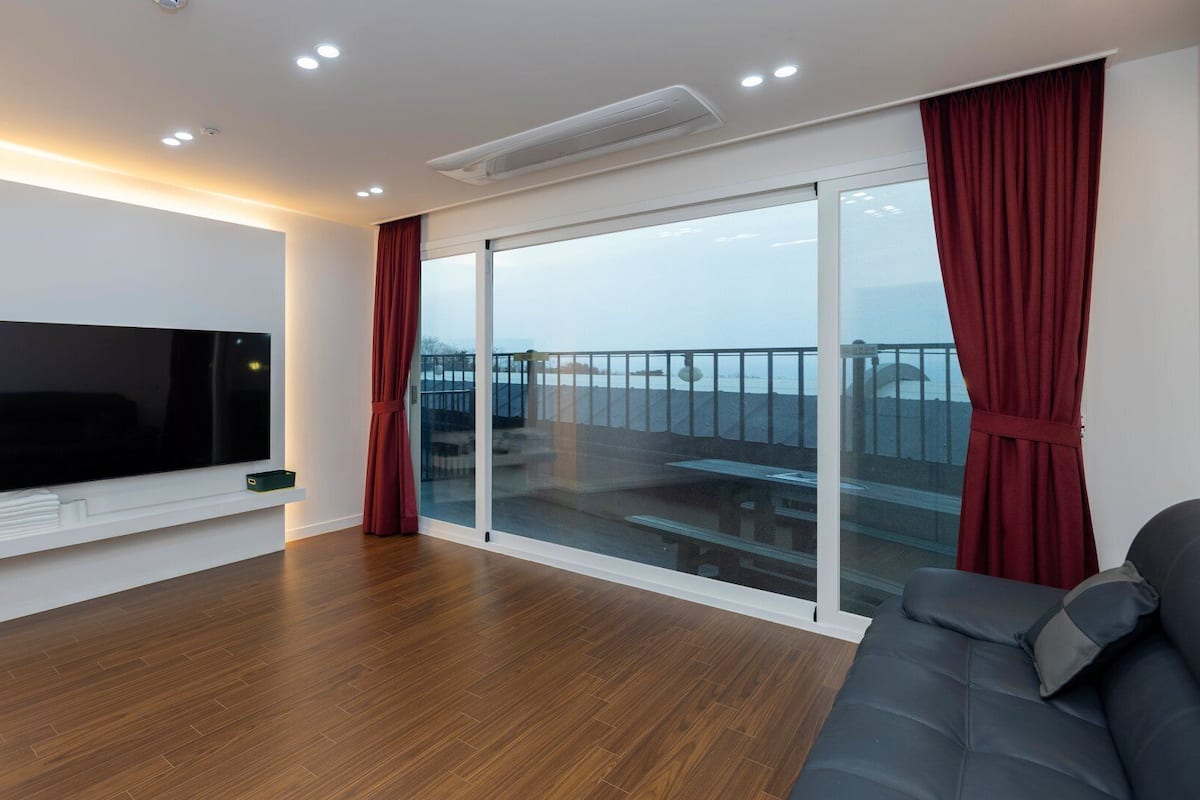 Ocean Lounge Suite | View from room