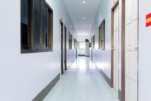 Hallway - Thongkon Hotel (Surin)