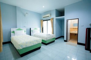 Twin Room, City View | Desk, laptop workspace, free WiFi - Thongkon Hotel (Surin)