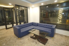 Reception - Royal Raven Hotel And Banquet (Greater Noida)