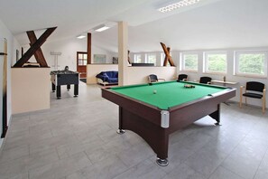 غرفة الألعاب