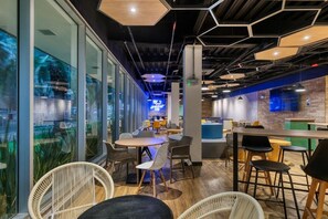 Dining - Ibis Budget Bh Savassi (Belo Horizonte)