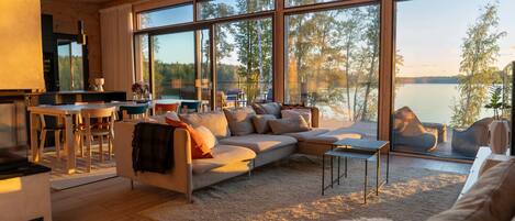 Smart TV, fireplace, stereo, computer monitors