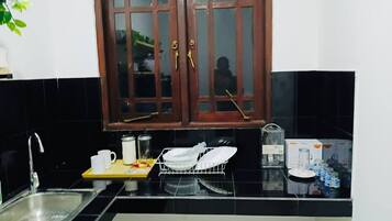 淋浴设施、毛巾