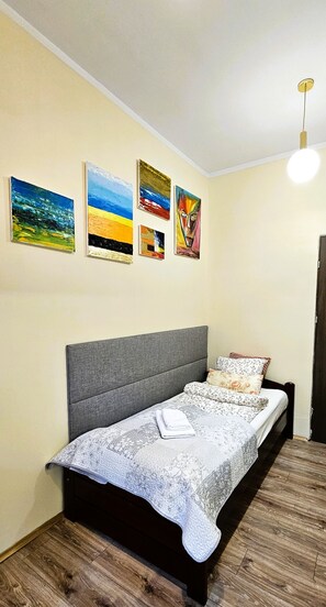 1 bedroom, iron/ironing board, free WiFi, bed sheets