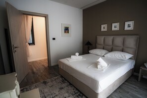 Strygejern/strygebræt, Wi-Fi, sengetøj