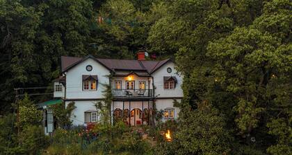 Jaadooghar Sunnymead, Shimla – Timeless Colonial Stay Amidst Nature
