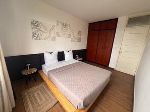 1 bedroom, iron/ironing board, free WiFi, bed sheets - Upscale Furnished residence in Cocody city center, Abidjan, 10 min from Plateau (Abidjan)