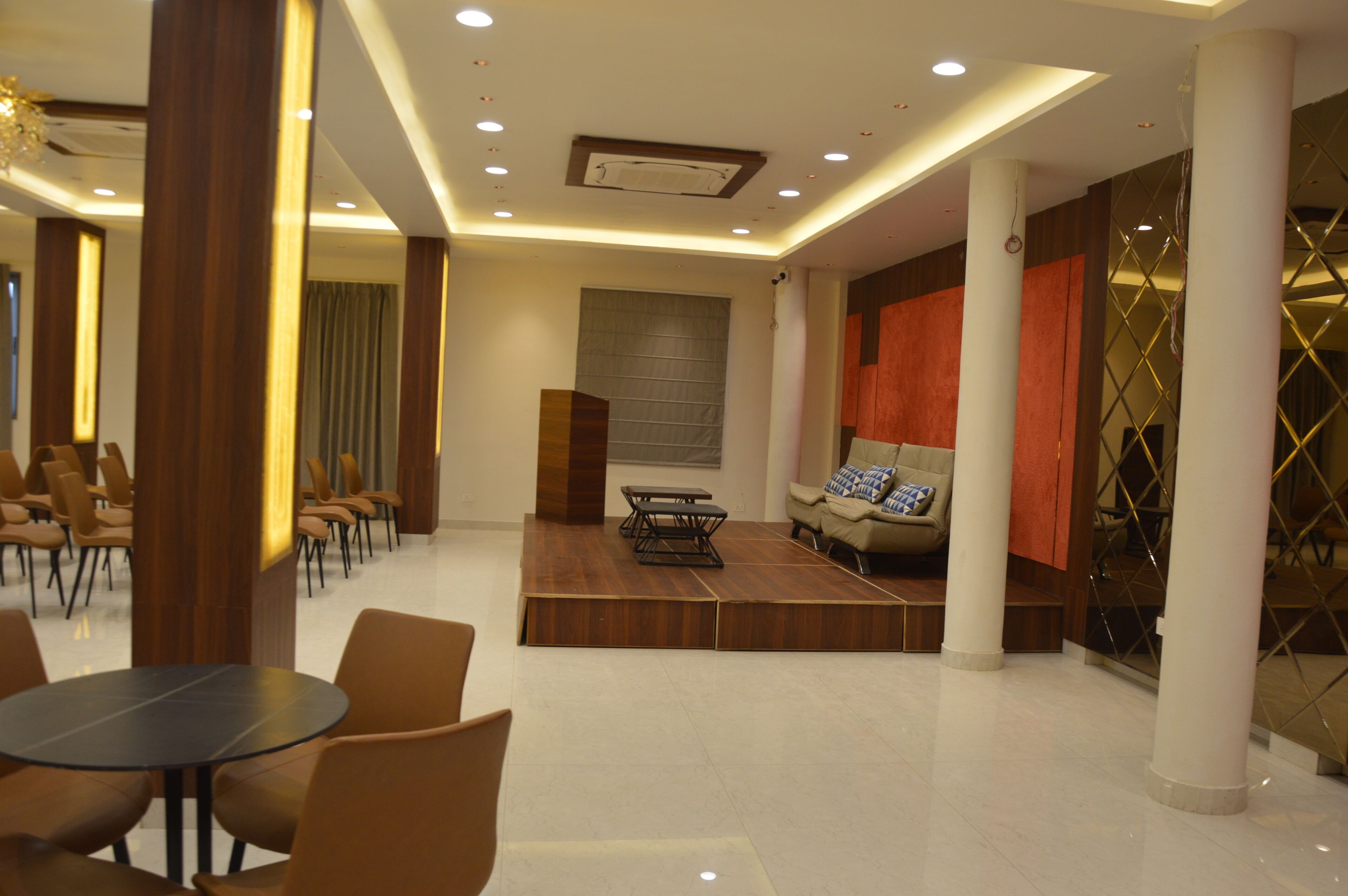 Banquet hall