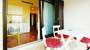 Dining - Apartment in Jadranovo with garden (Jadranovo)