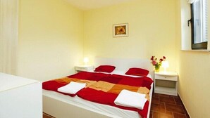 1 bedroom - Apartment in Jadranovo with garden (Jadranovo)