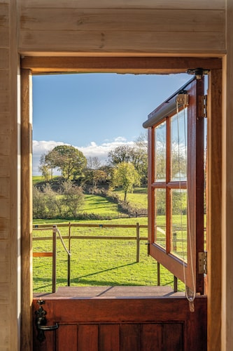 The Cosy Goose - Shepherds Hut