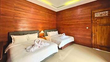 Free WiFi, bed sheets