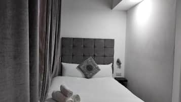 Apartment, 1 Bedroom, Smoking