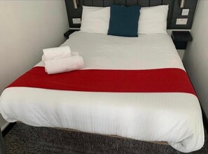 1 bedroom - Kick Back Relax Stylish Space With Balcony (Nottingham)