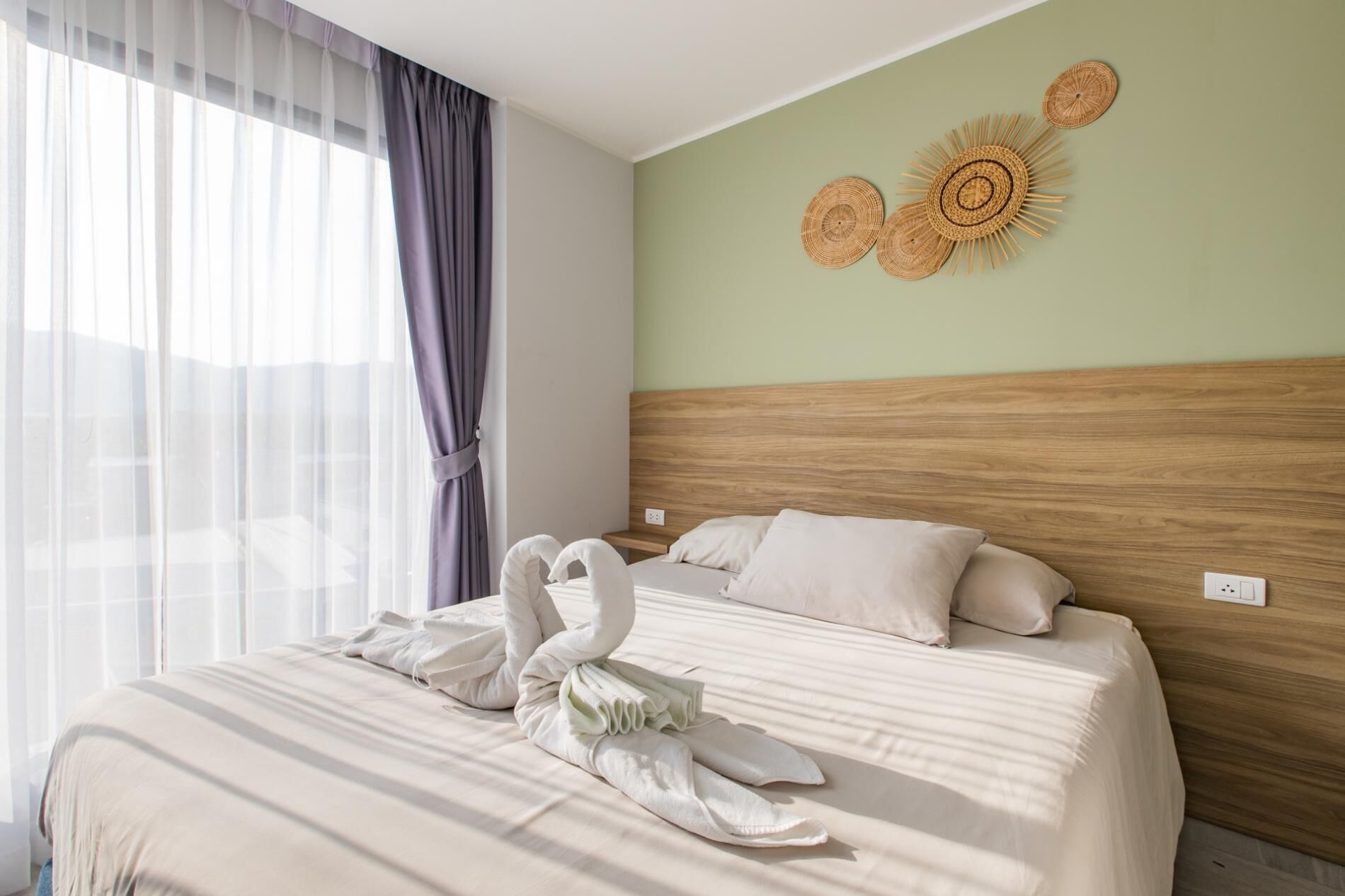 Apartment, 1 Bedroom, Balcony, Mountain View | In-room safe, blackout drapes, iron/ironing board, free WiFi