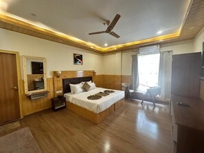 Kamar Deluks, balkon | Wi-Fi gratis