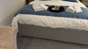 Desk, laptop workspace, free WiFi