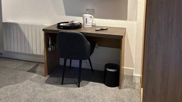 Desk, laptop workspace, free WiFi