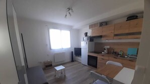 Uklassifisert bilde, 5 av 9, knapp