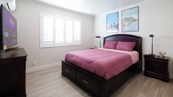 2 bedrooms, desk, iron/ironing board, free WiFi