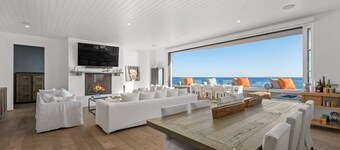 Luxury Beachfront Villa in Malibu - Your private slice of paradise
