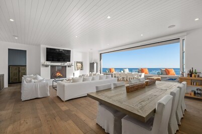 Luxury Beachfront Villa in Malibu - Your private slice of paradise