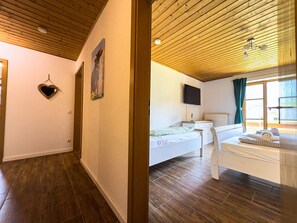 2 habitaciones, wifi gratis y ropa de cama 