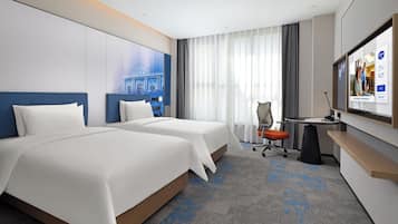 Classic Twin Room | Desk, free WiFi