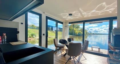 Living Boat RHUIG/RHEIN/PARKPLATZ