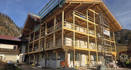 NEUERÖFFNUNG APRIL 2026
Schöne Ferienwohnungen in Reit im Winkl