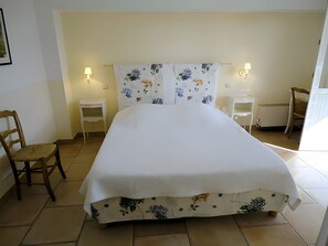 واي فاي وملاءات أسرّة