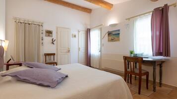 2 chambres, bureau, Wi-Fi, draps fournis