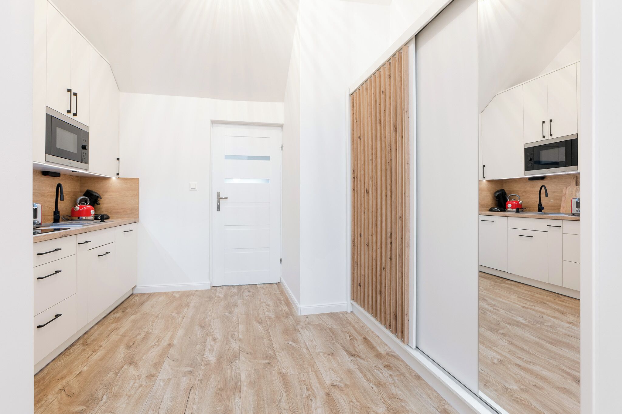Appartement (3) | Cuisine privée | Grand réfrigérateur, micro-ondes, plaque de cuisson