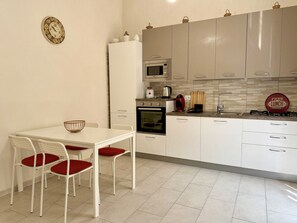 Fridge, microwave, oven, stovetop - Da Nonna Concetta - Donnalucata (Donnalucata)