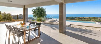 Villa i Montallegro med 4 soverom som kan romme 7