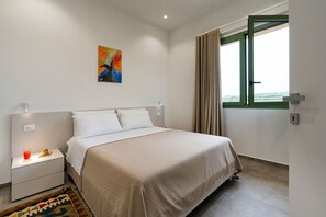 3 chambres, fer et planche à repasser, Wi-Fi gratuit