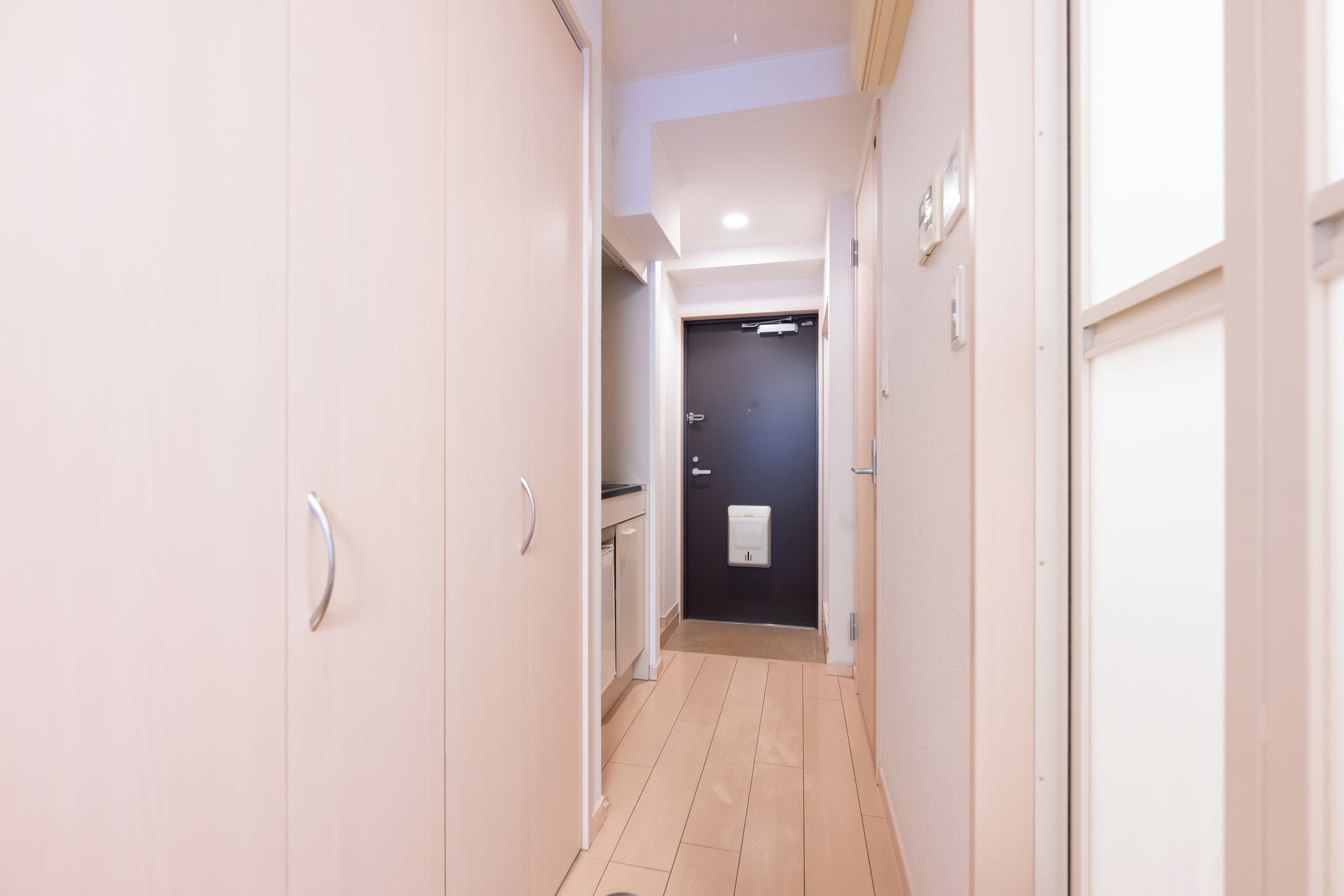 المنشأة من الداخل