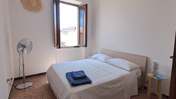 2 camere, ferro/asse da stiro, Wi-Fi, lenzuola