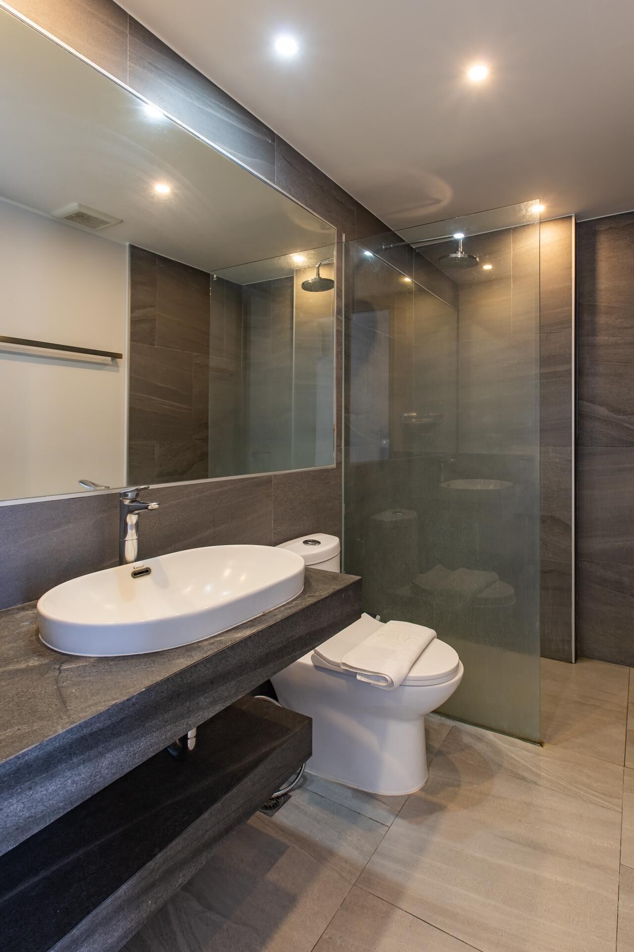 Appartement, 1 chambre, balcon | Salle de bain