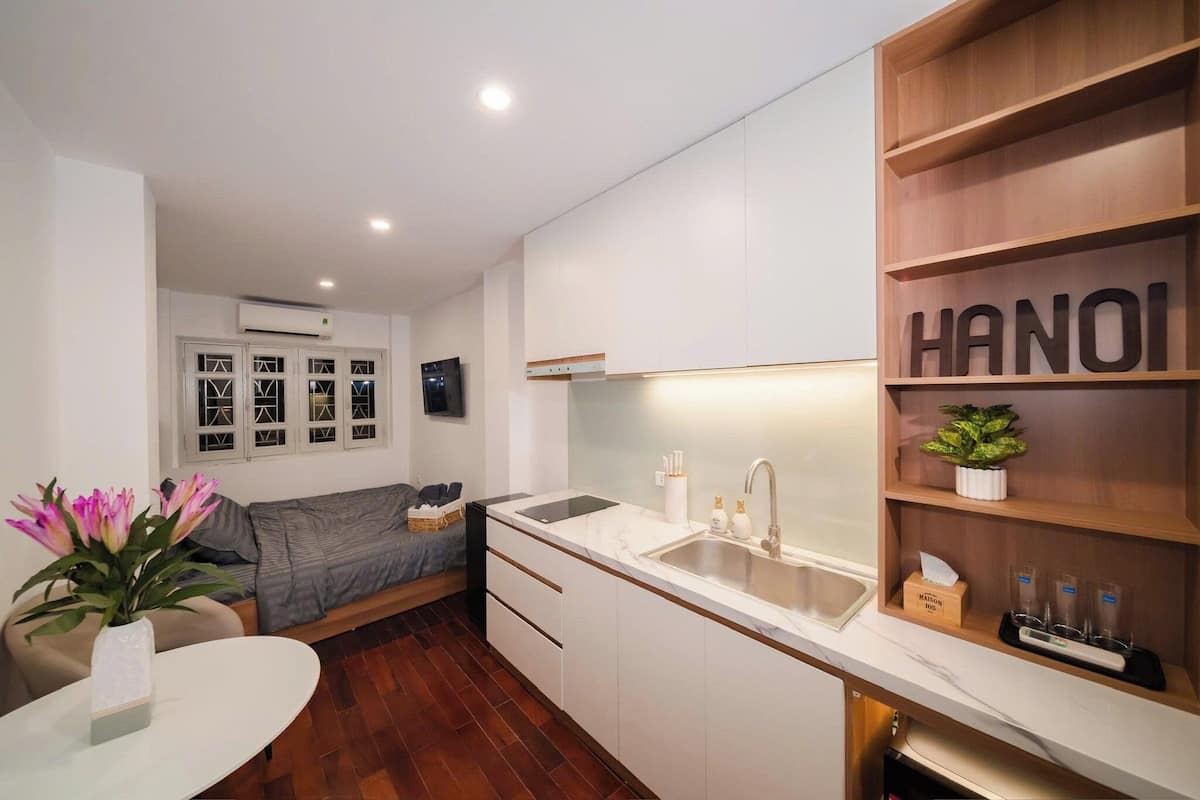 Deluxe Studio, City View | Free WiFi