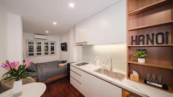 Economy Double Room, City View | Egyptian cotton sheets, premium bedding, down comforters