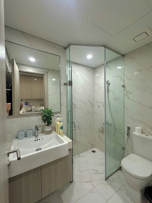 Deluxe Studio, City View | Free WiFi