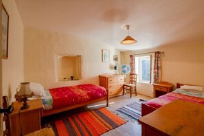 5 Schlafzimmer, Internetzugang, Bettwäsche