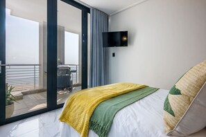 3 soverom, skrivebord, strykejern/-brett og wi-fi